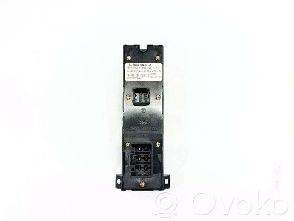 Electric window control switch   3M5T14529CD