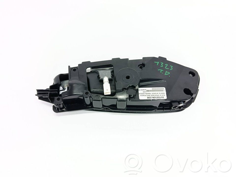 Audi A1 Manecilla interna puerta trasera 