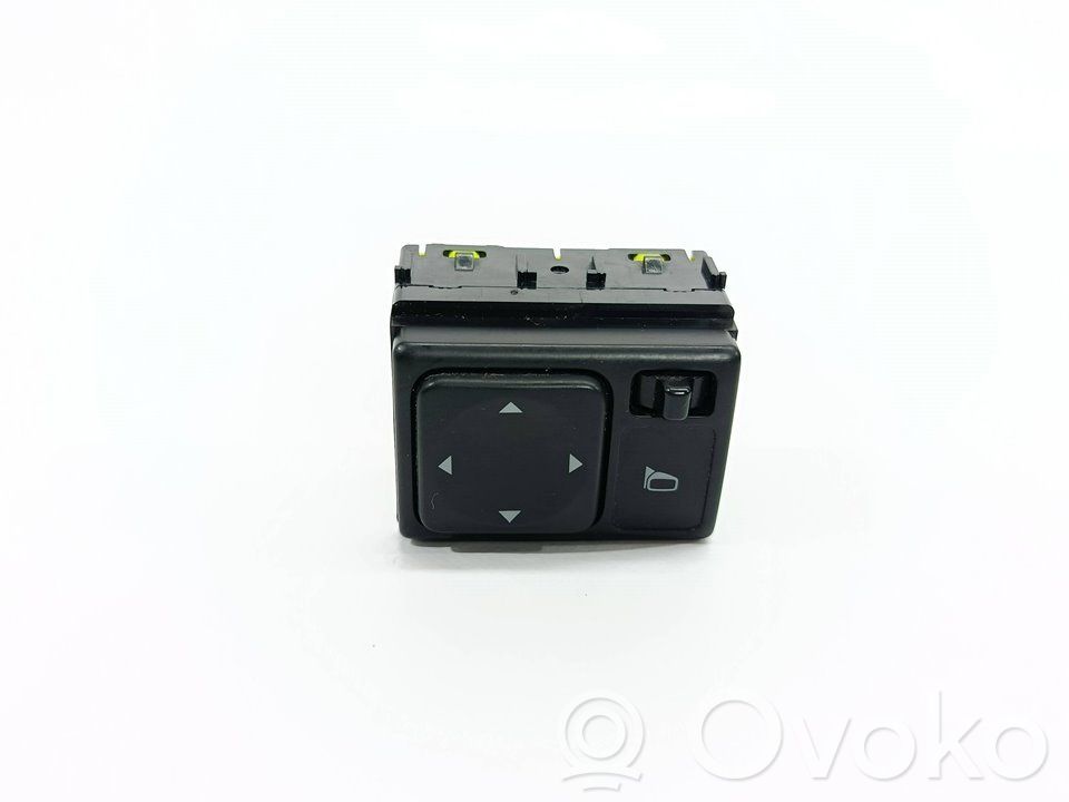 Nissan Juke I F15 Wing mirror switch 