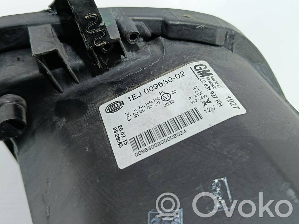 Opel Insignia A Lampa przednia 