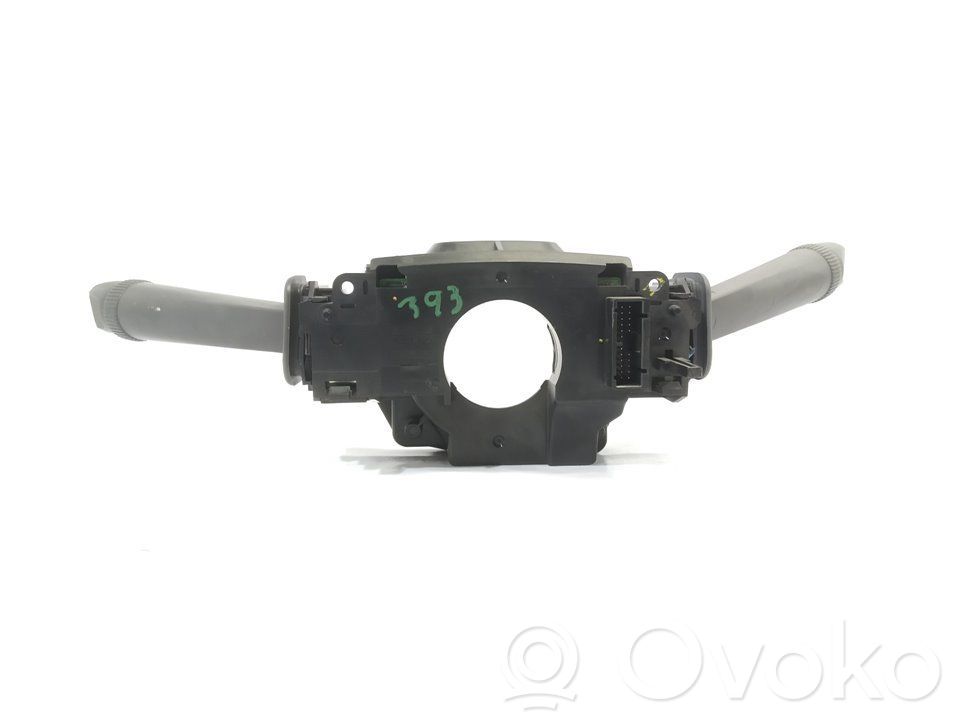 Multifunctional control switch/knob   8666597
