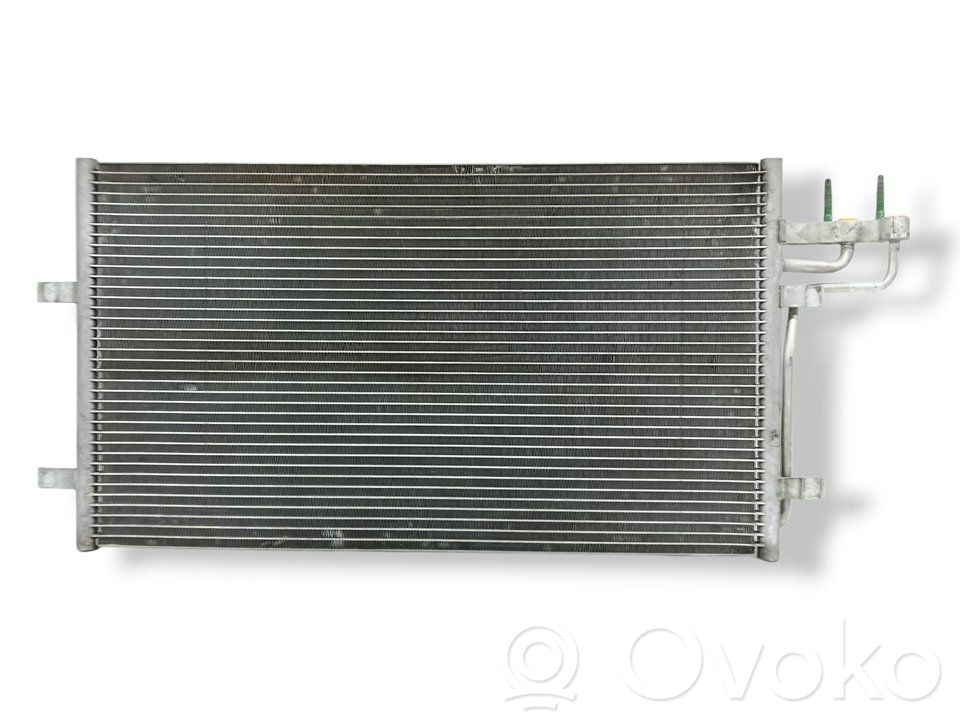 Ford Focus A/C cooling radiator (condenser) 