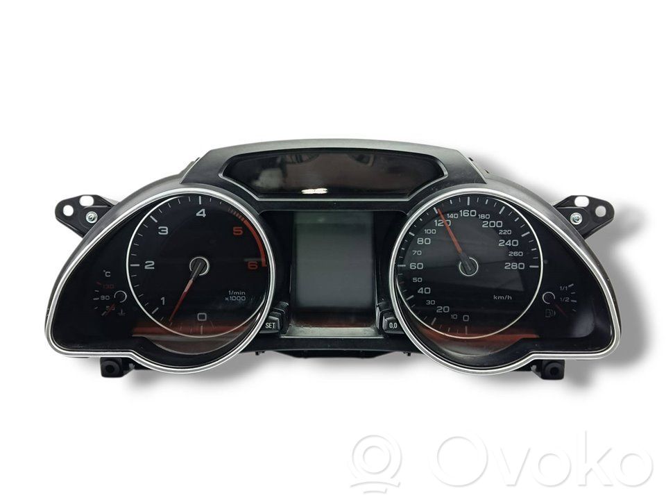 Audi A5 8T 8F Licznik / Prędkościomierz 