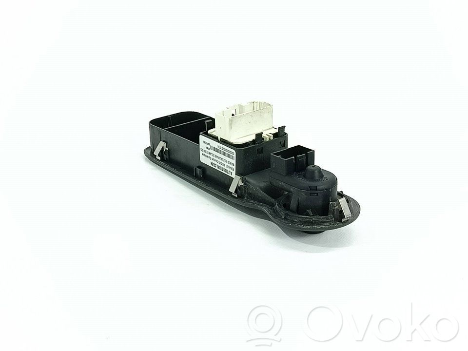 Renault Modus Electric window control switch 