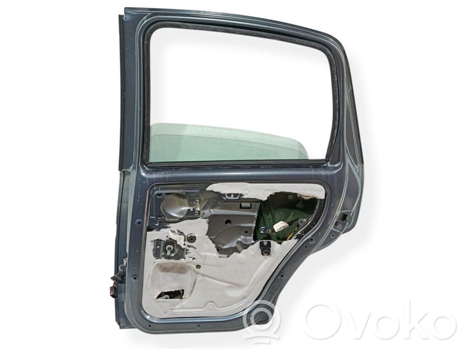 Galinės durys   9008Q5