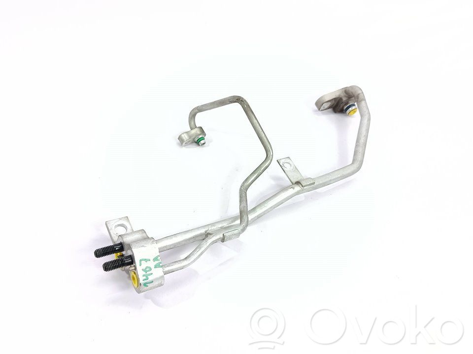KIA Niro Ilmastointilaitteen putki (A/C) 