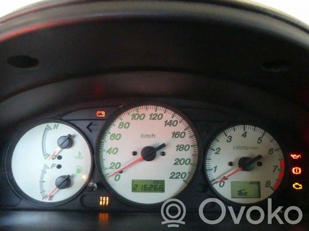 Mazda Premacy Speedometer (instrument cluster) 