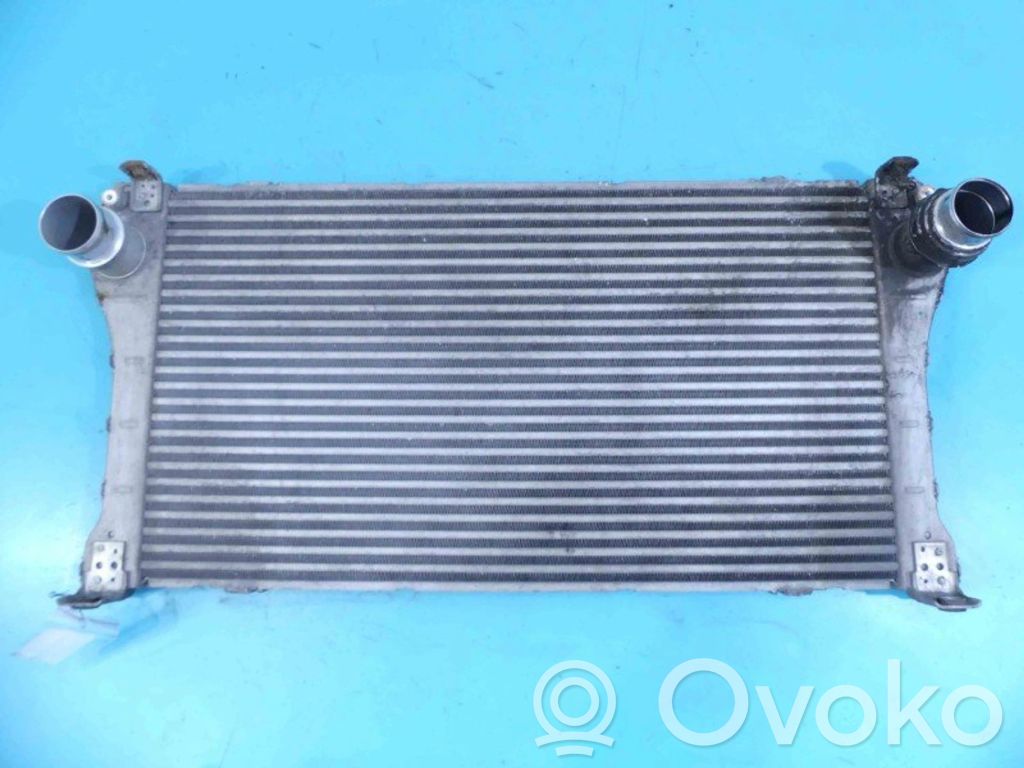 Toyota Avensis T270 Chłodnica powietrza doładowującego / Intercooler 