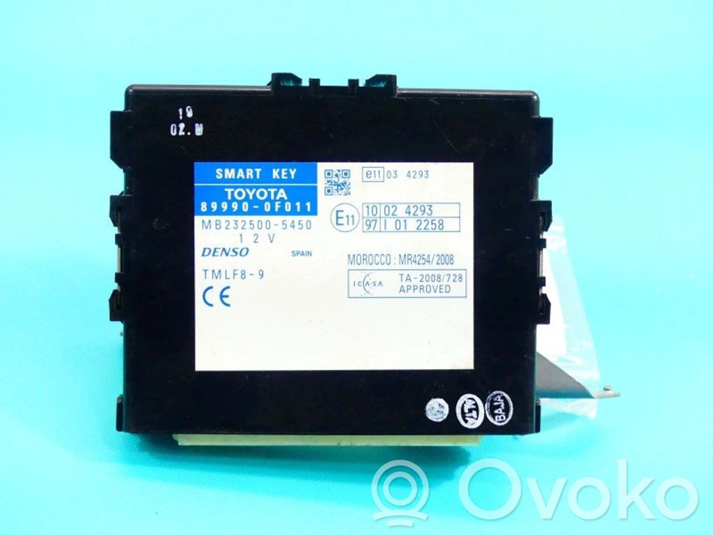 Toyota Verso Central body control module 