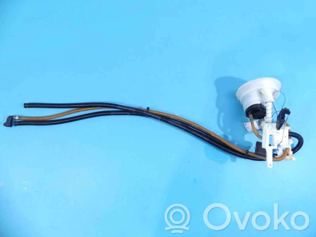 BMW 3 E90 E91 Fuel level sensor 
