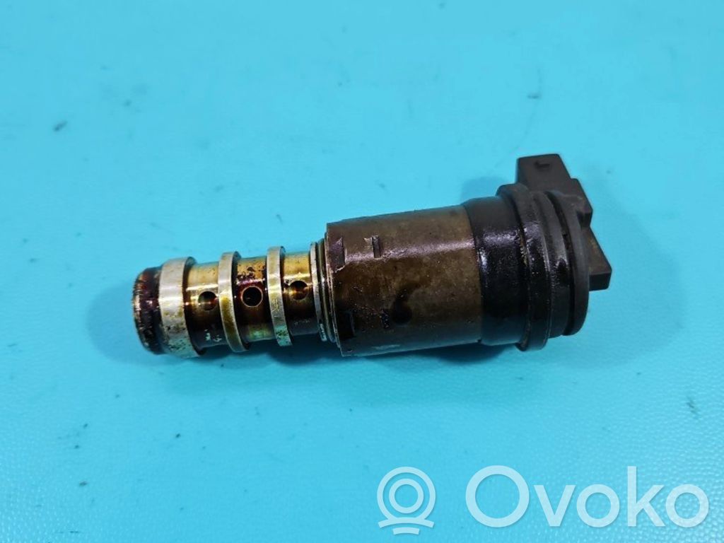 BMW 1 E81 E87 Camshaft position sensor 