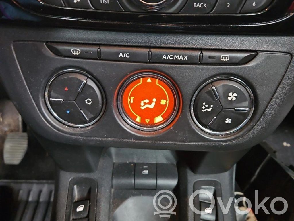 Peugeot 301 Climate control/heater control trim 