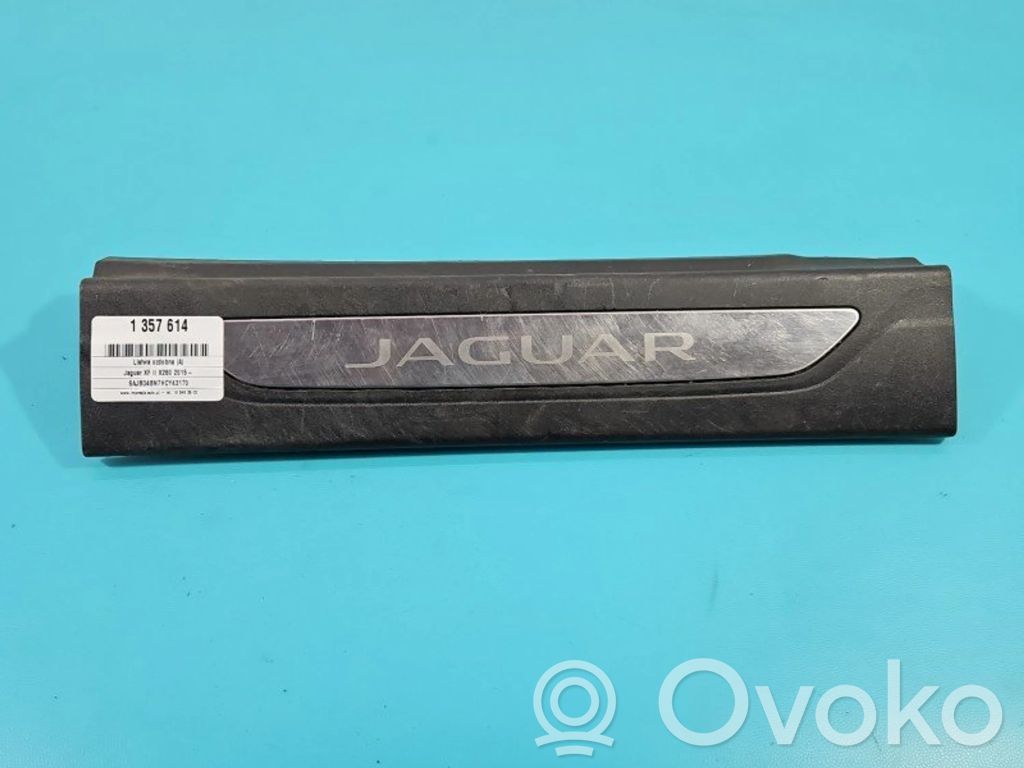 Jaguar XF X260 Ozdoba tunelu środkowego 