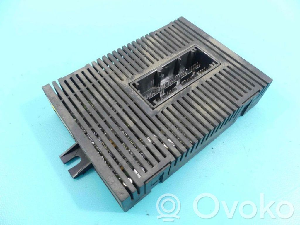 BMW 7 E65 E66 Kėbulo modulis 