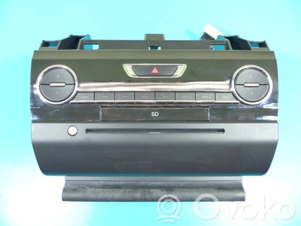 Maserati Ghibli Panel / Radioodtwarzacz CD/DVD/GPS 