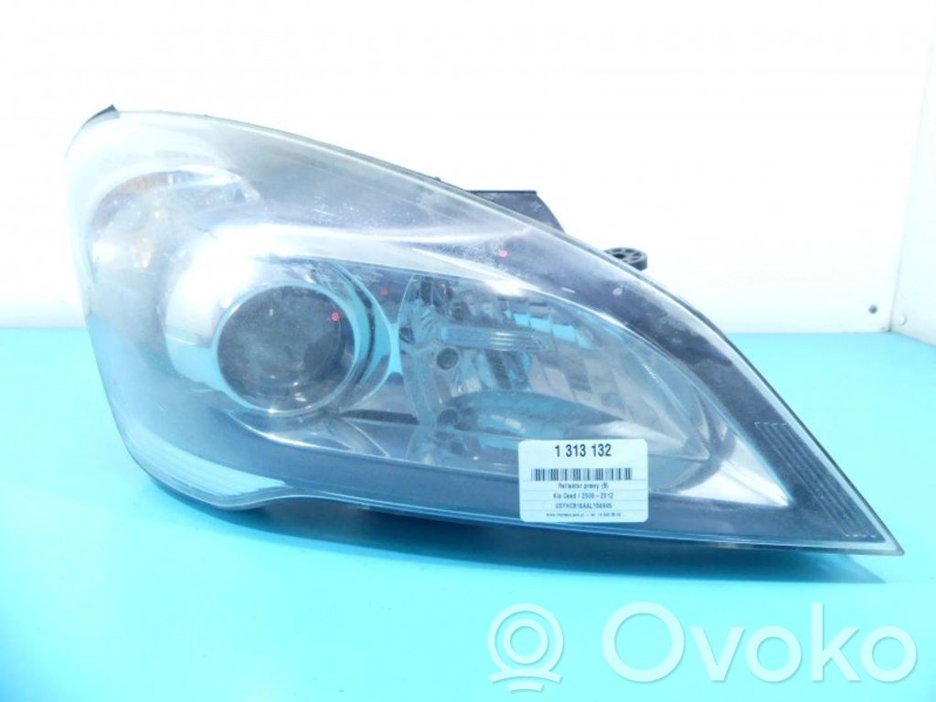 KIA Ceed Headlight/headlamp 
