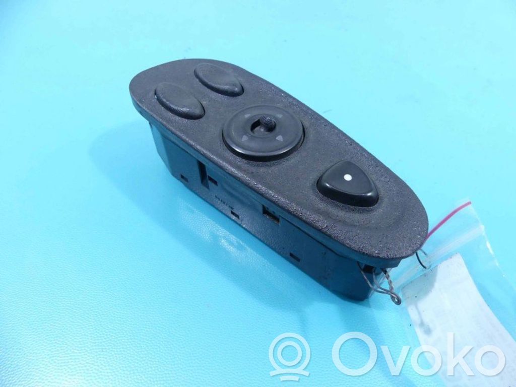 Hyundai Coupe Electric window control switch 