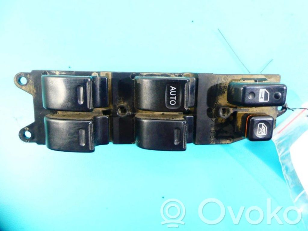 Toyota Corolla E110 Electric window control switch 