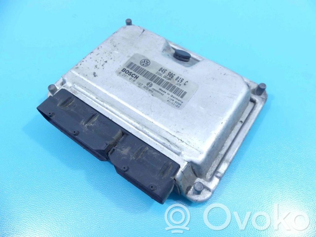 Volkswagen Polo IV 9N3 Engine control unit/module ECU 