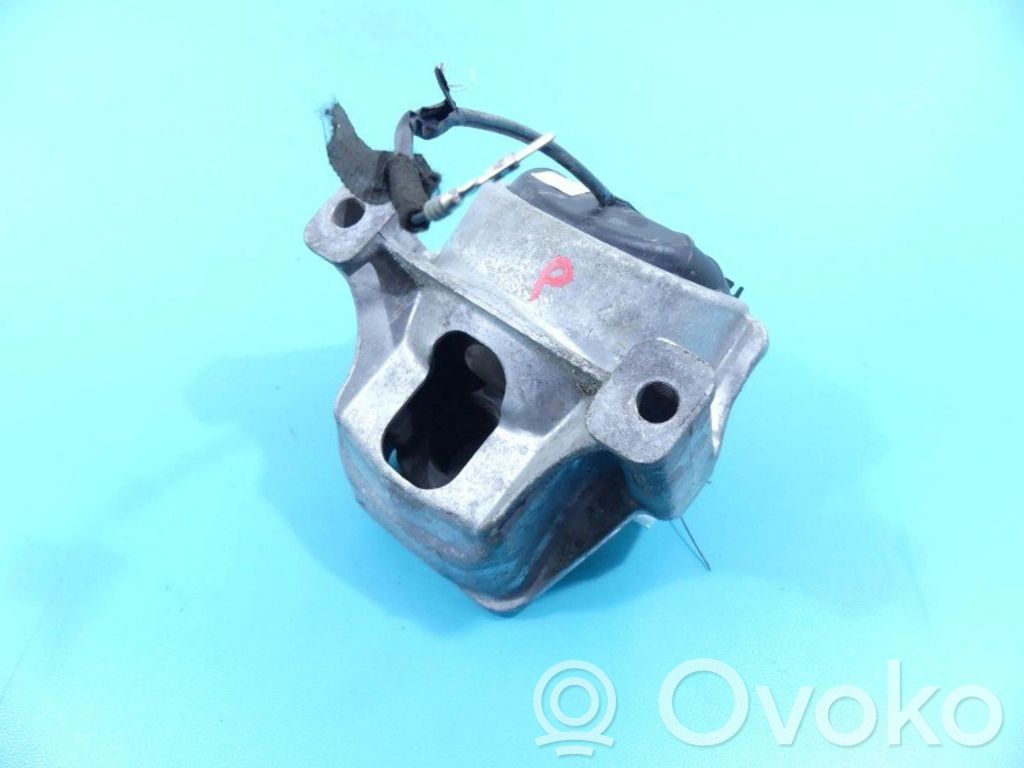 Audi A4 S4 B8 8K Engine mount vacuum valve 