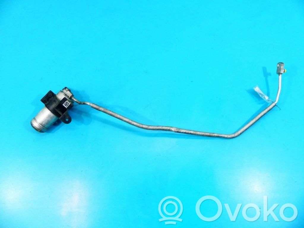 BMW X3 E83 Ilmastointilaitteen putki (A/C) 