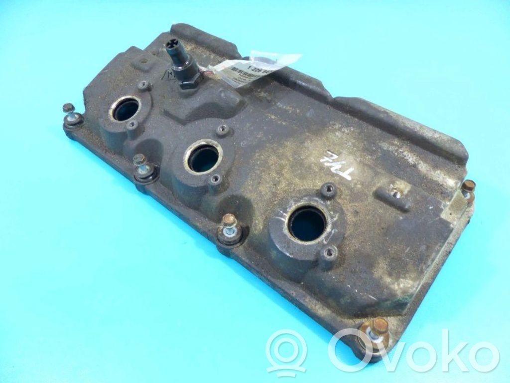 Chrysler Pacifica Rocker cam cover 