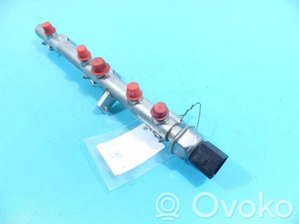 BMW 3 E90 E91 Fuel main line pipe 