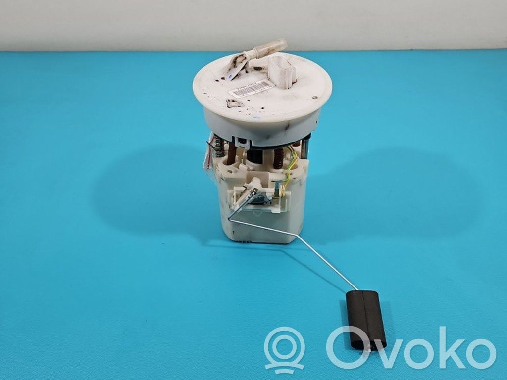 Ford Fiesta Pompa paliwa w zbiorniku 