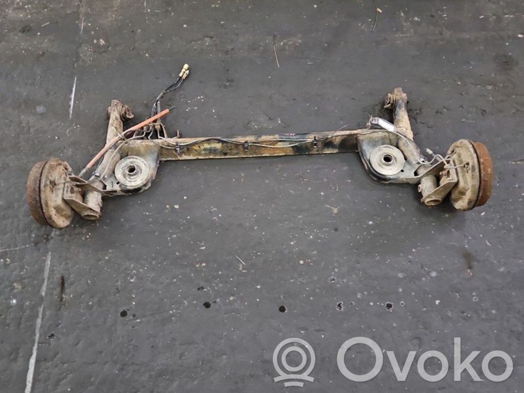 Renault Clio II Trave dell'asse posteriore