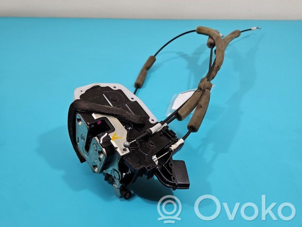 Nissan X-Trail T32 Zamek drzwi przednich