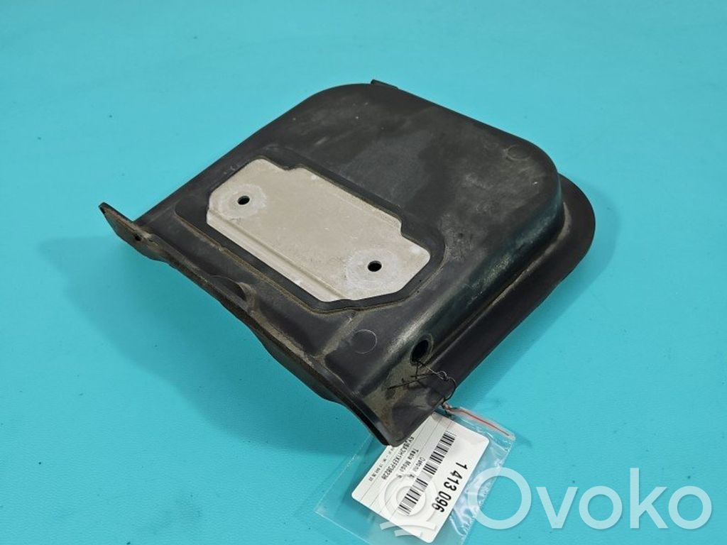 Placa protectora del centro/medio   100589200B,IMPRK1413096