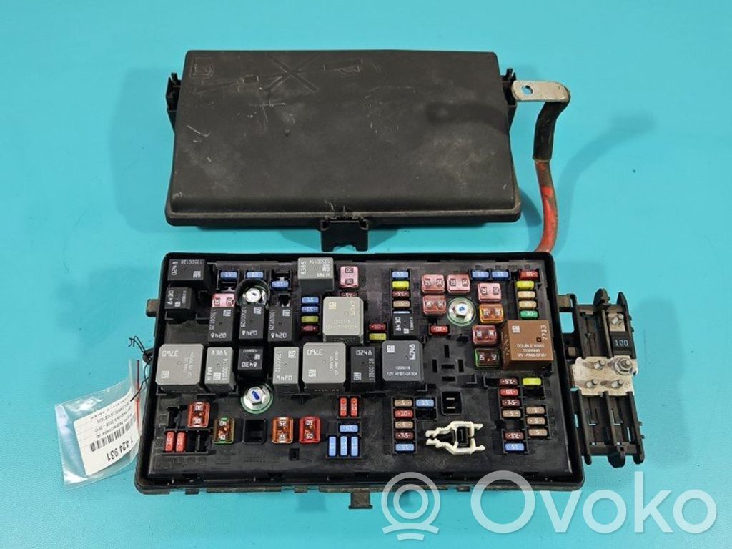 Opel Insignia A Fuse box set 