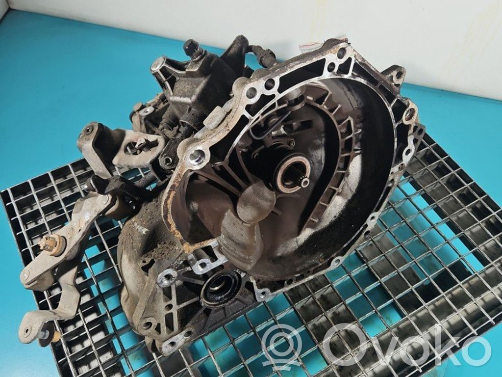 Opel Corsa E Manual 5 speed gearbox 
