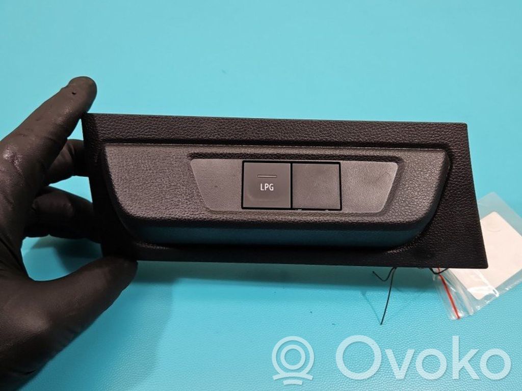 Dacia Sandero III Interruptor de control del asiento 
