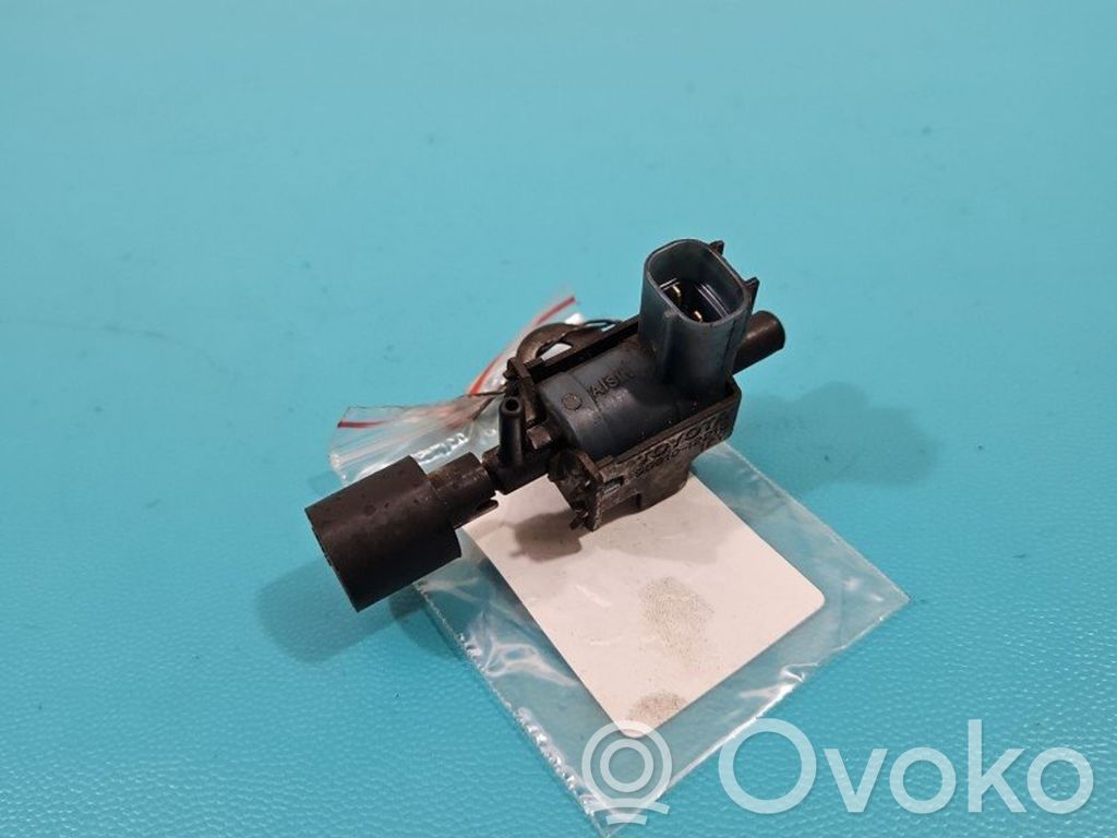 Toyota Avensis T220 Turbolader Druckwandler Magnetventil