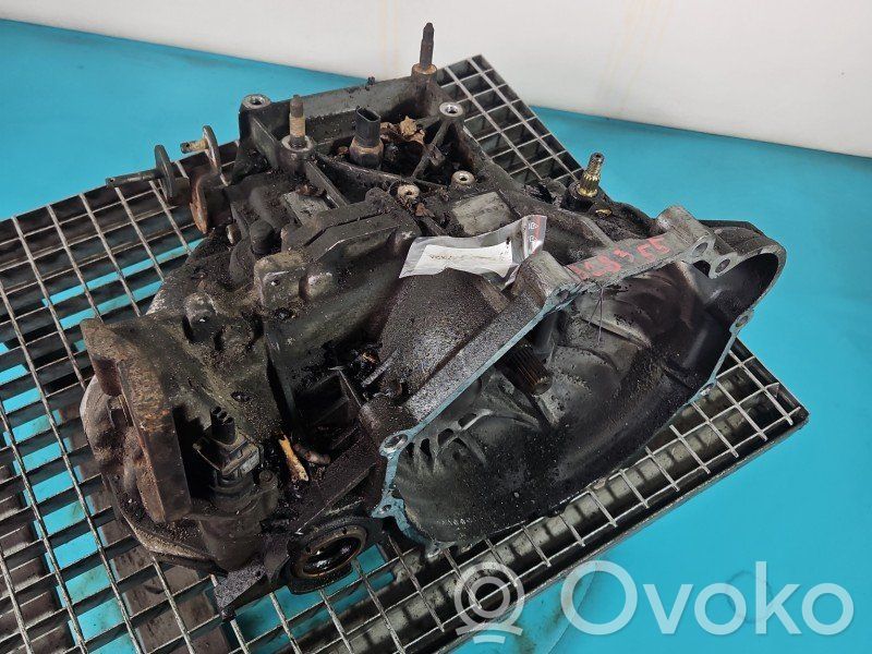 Hyundai Trajet Boîte de vitesses manuelle à 5 vitesses