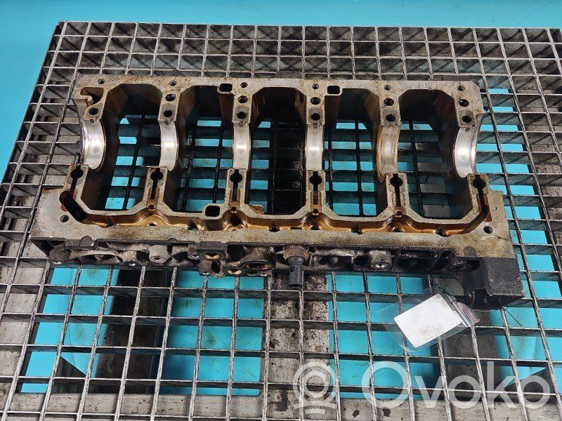 Volvo V50 Soporte de montaje del filtro de aceite 