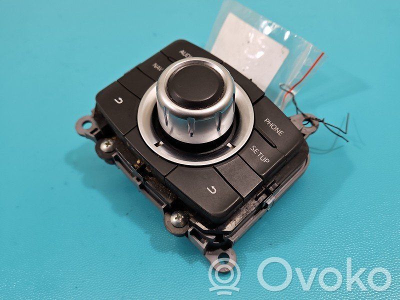 Mazda CX-5 Head unit multimedia control 