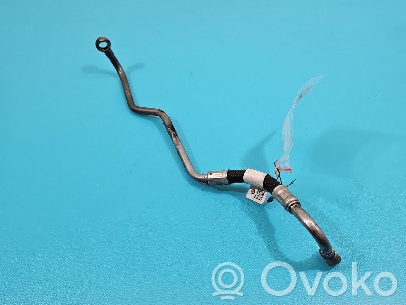 BMW 5 F10 F11 Conductă/furtun lichid de răcire motor 