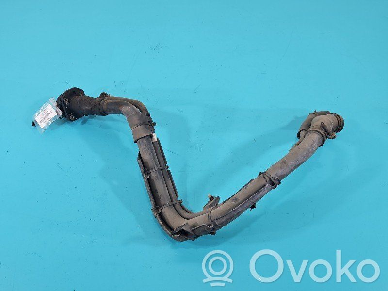 Hyundai i30 Tubo e bocchettone per riempimento serbatoio del carburante