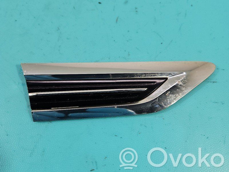 Volkswagen Tiguan Garniture pour voûte de roue avant