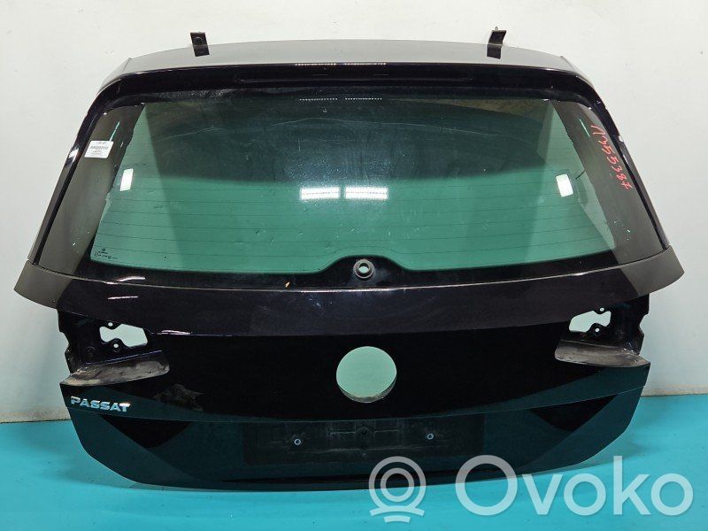 Volkswagen PASSAT B8 Couvercle de coffre