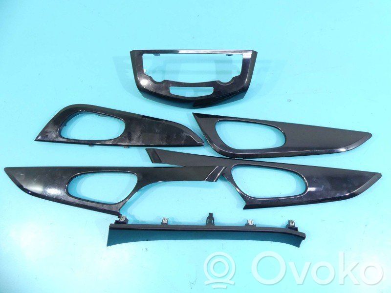 Nissan Qashqai Ramă consolă centrală 