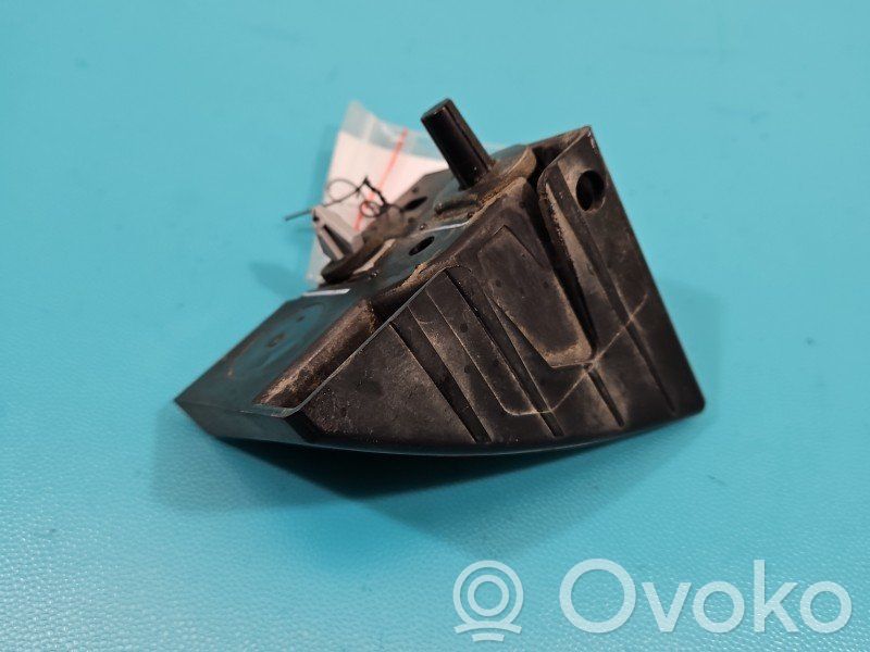 Rear bumper mounting bracket   GJ5417D949AB,IMPRK1417035