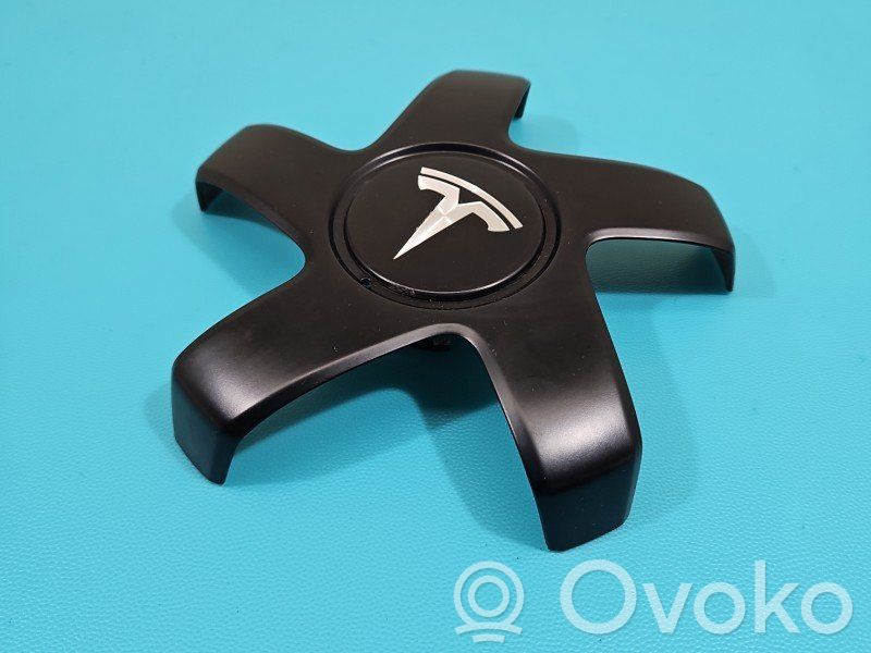 Tesla Model 3 Tarvikepölykapseli 