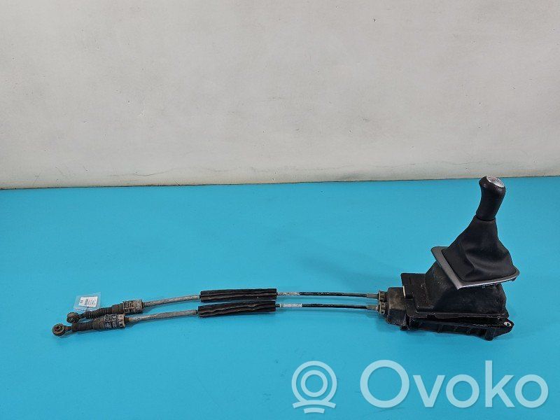 Renault Clio IV Gear shift cable linkage 