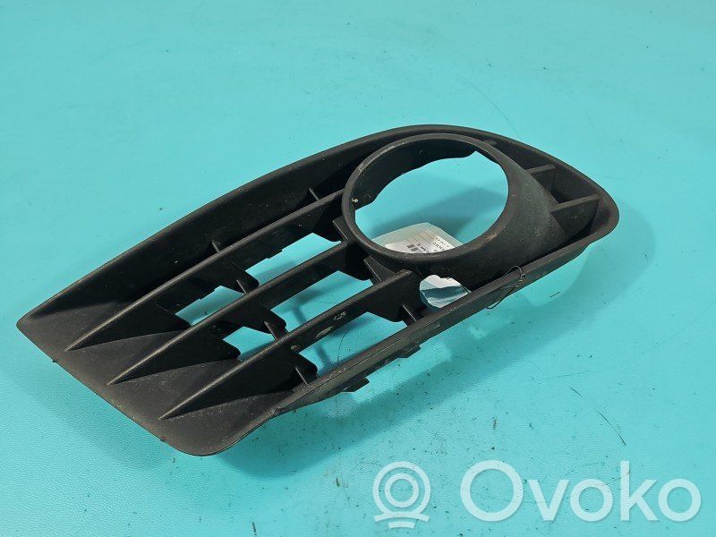 Volkswagen Golf Plus Etusumuvalon ritilä 