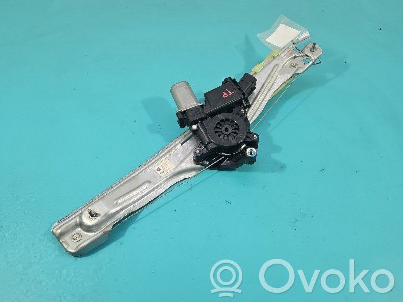 Opel Insignia B Elektryczny podnośnik szyby drzwi tylnych 