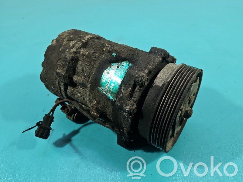 Volkswagen Golf III Compressore aria condizionata (A/C) (pompa)