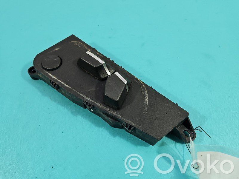 BMW 5 F10 F11 Interruttore di controllo del sedile